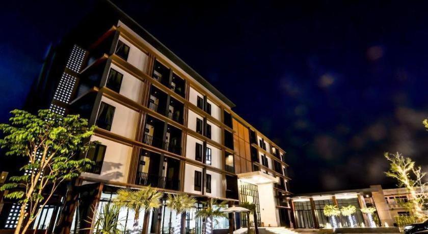 Boondara Boutique Hotel Nakhon Phanom Luaran gambar